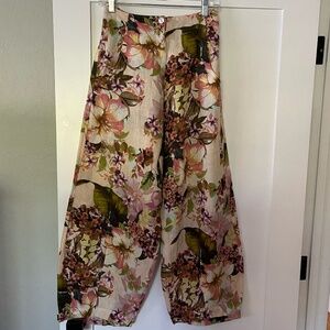 Ruti  Wide-ish linen flower pants